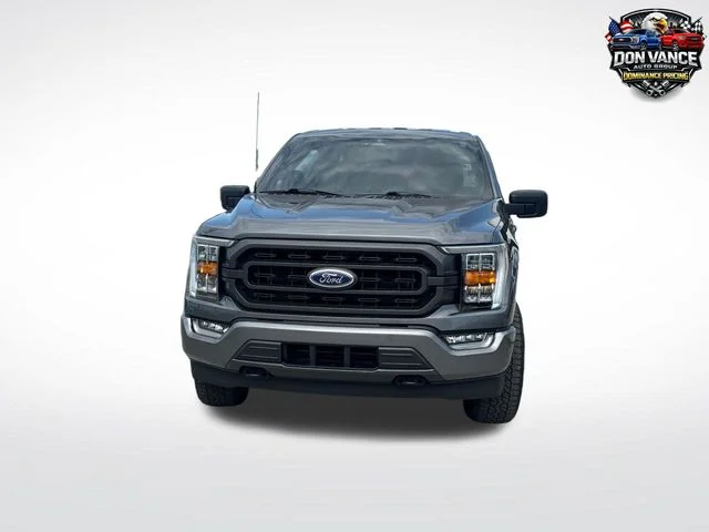 Used 2023 Gray Ford XLT image 8