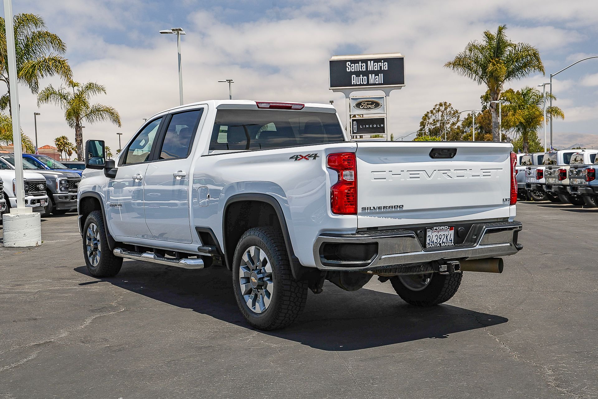 Used 2022 White Chevrolet LT image 8