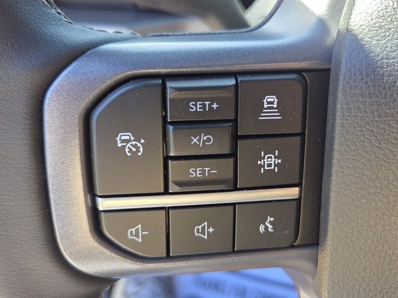 New 2026 Carbonized Gray Metallic Ford XLT image 23