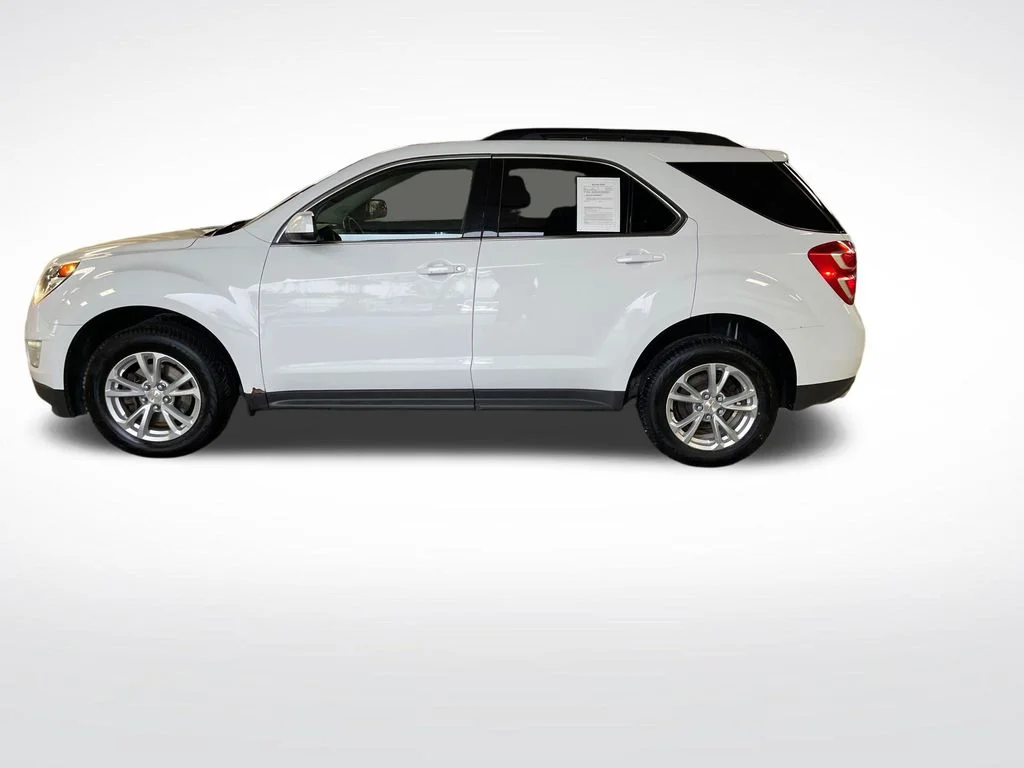 Used 2017 White Chevrolet LT image 2