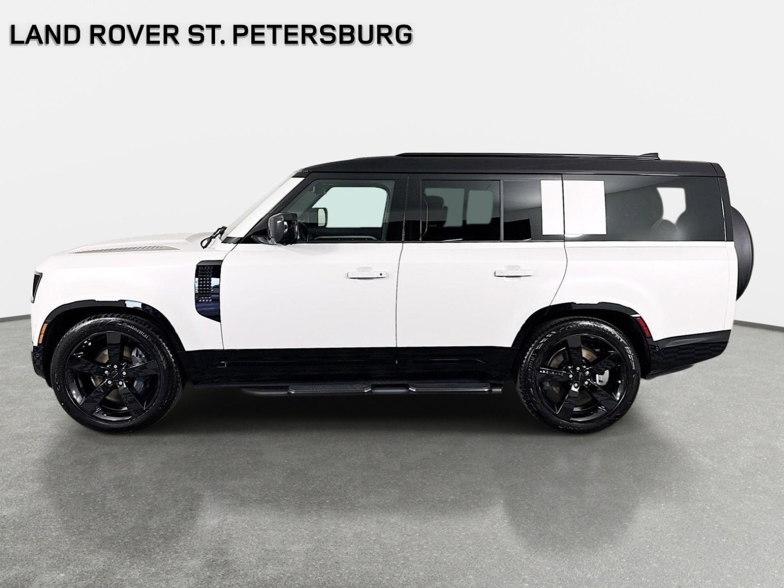 Used 2026 Gray Land Rover X-Dynamic SE image 8