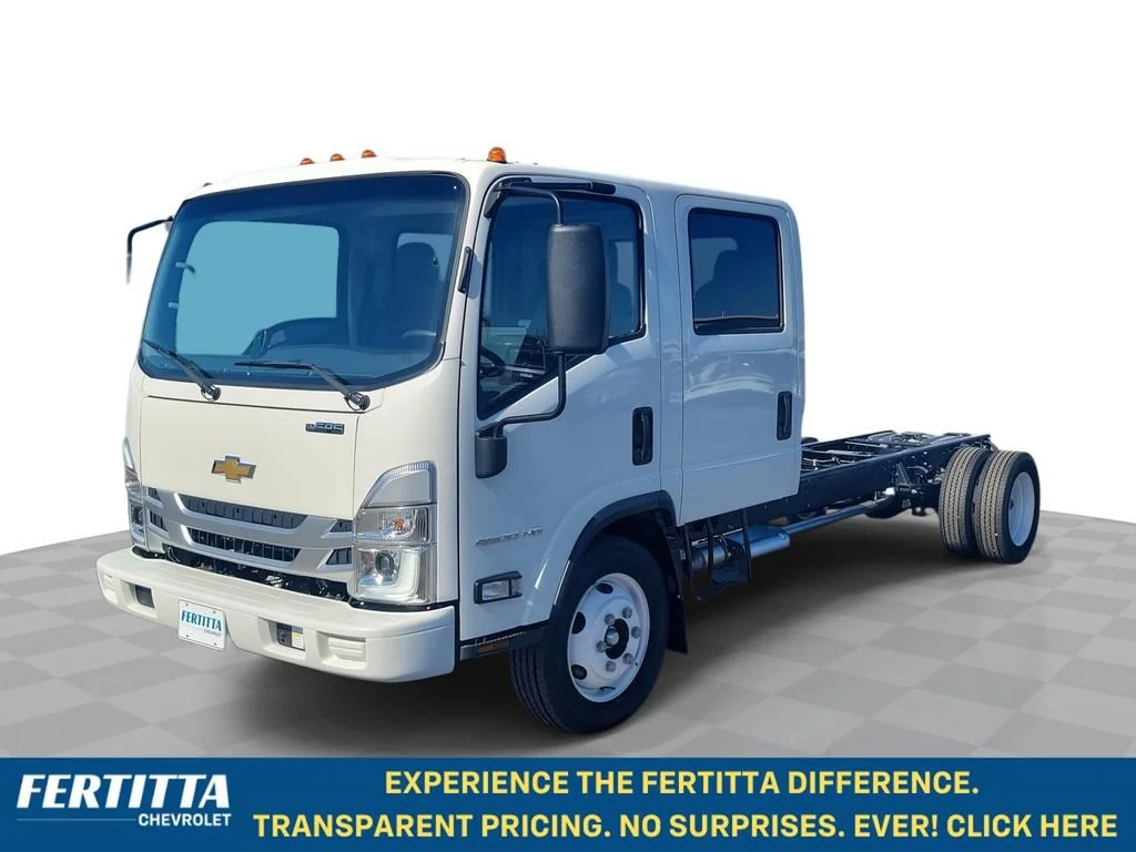 New 2025 Arc White Chevrolet 2WD Crew Cab 176" image 1