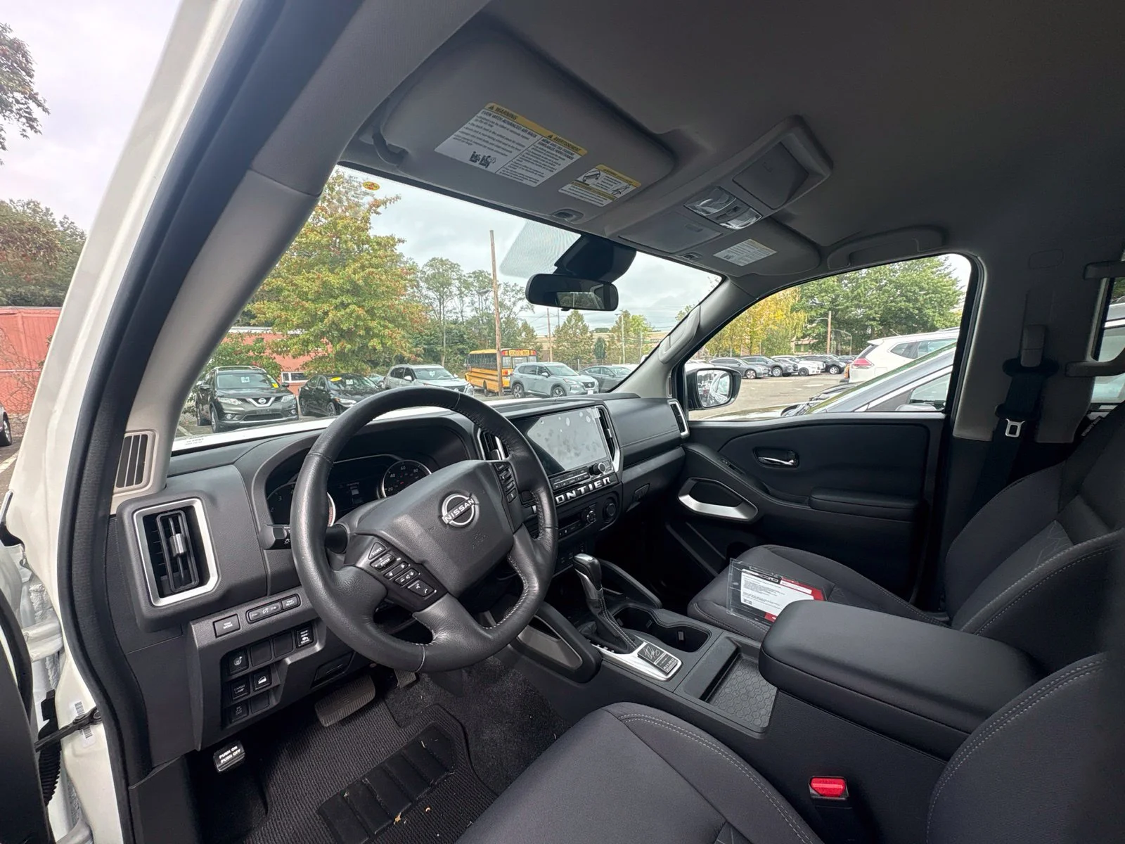 Certified Used 2025 Glacier White Nissan SV image 3