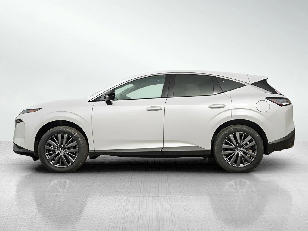 New 2026 Everest White Pearl TriCoat Nissan SL image 4