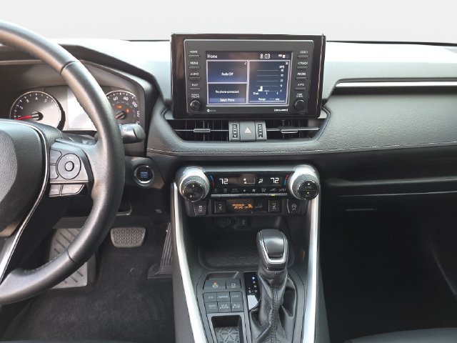 Used 2021 Red Toyota XLE Premium image 18