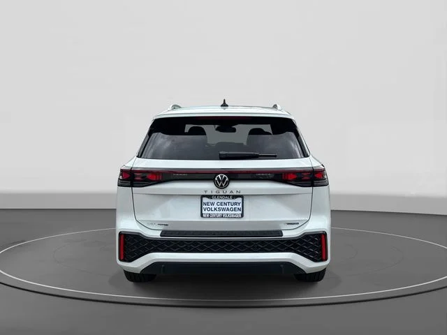2026 Volkswagen Tiguan photo 3