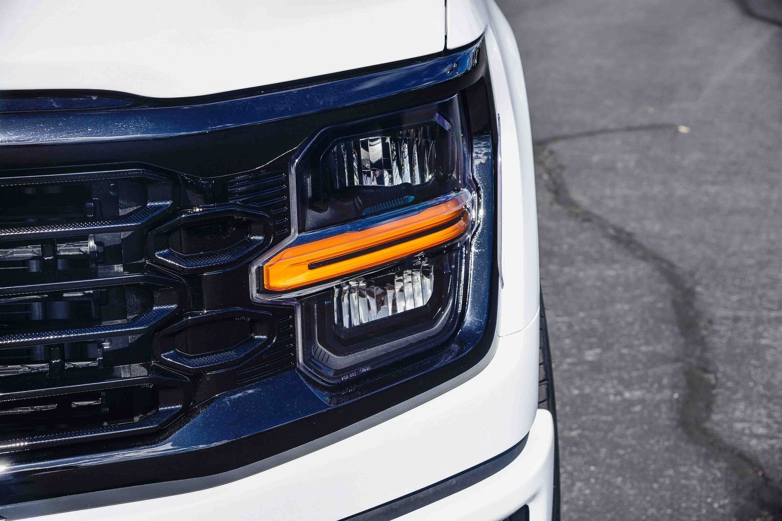 New 2026 Oxford White Ford XL image 10