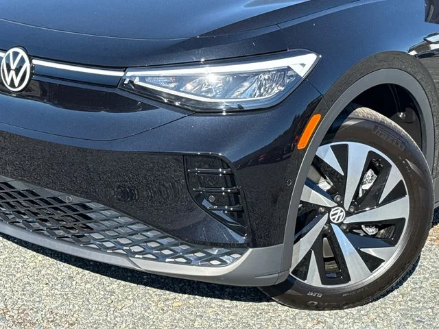 New 2026 Deep Black Pearl Volkswagen Pro image 9