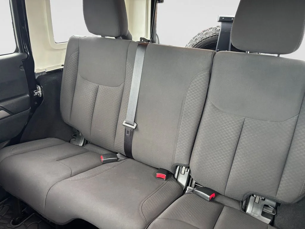 Used 2018 Black Jeep Unlimited Sport image 13