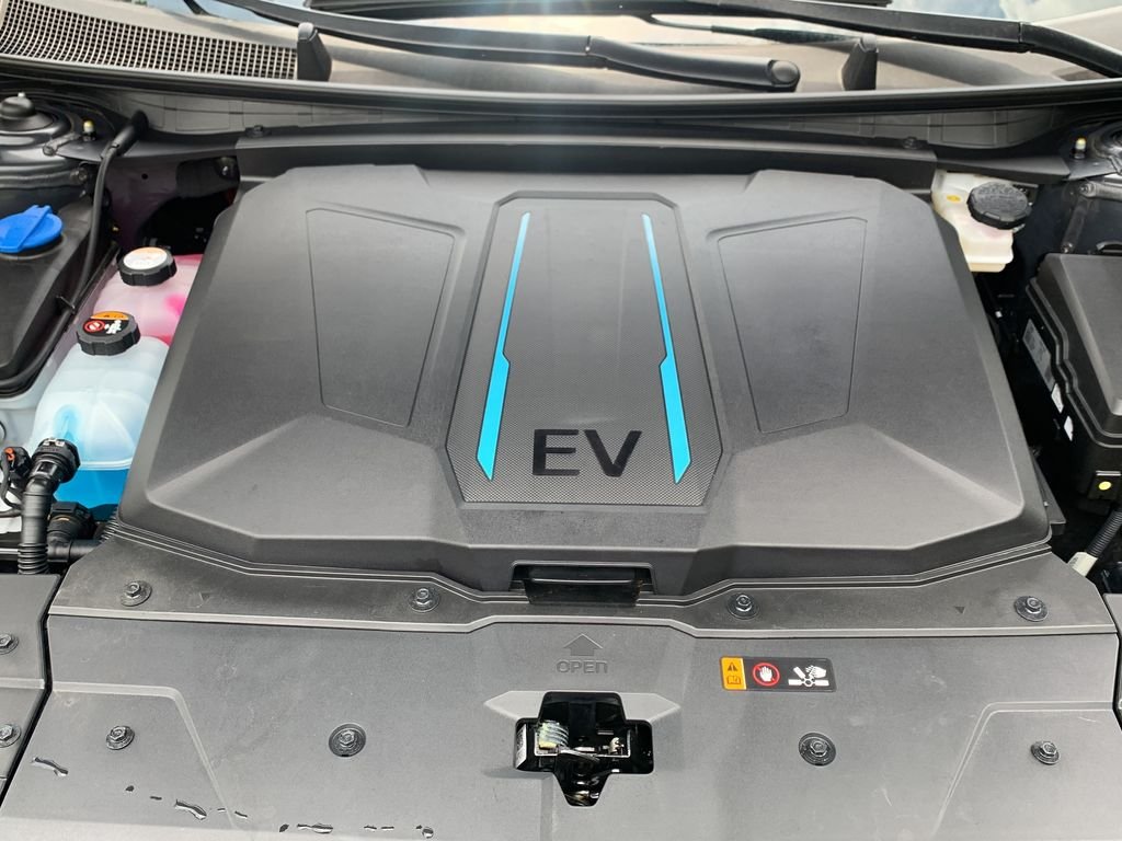 2024 Hyundai IONIQ 5 SEL - Photo 9