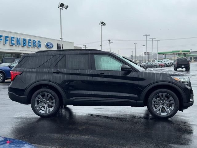 New 2026 Agate Black Metallic Ford Active image 1
