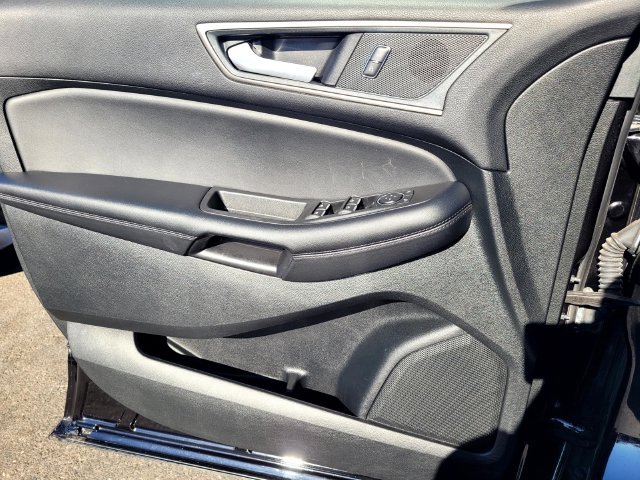Used 2024 Black Ford SEL image 14