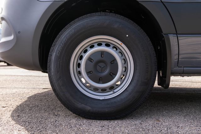 New 2026 Graphite Gray Mercedes-Benz Cargo 170 WB image 41