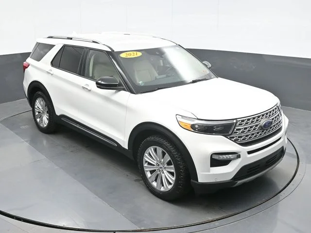 Used 2021 White Ford Limited image 14