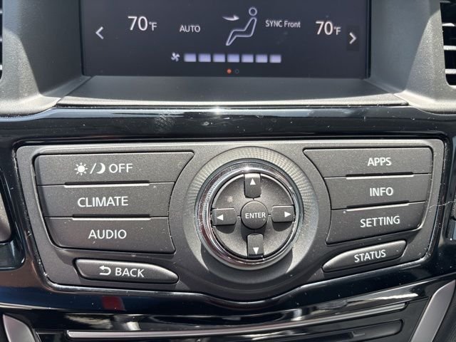 Used 2019 Gray Nissan SV image 13