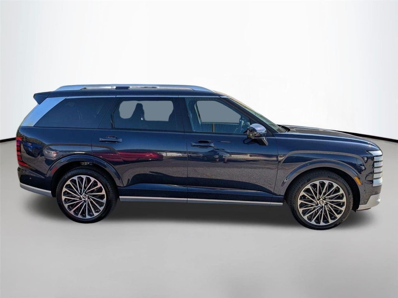 New 2026 Classy Blue Pearl Hyundai Calligraphy FWD image 4