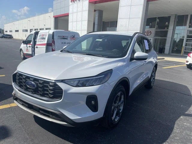 2025 Ford Escape ST-Line Select - Photo 12