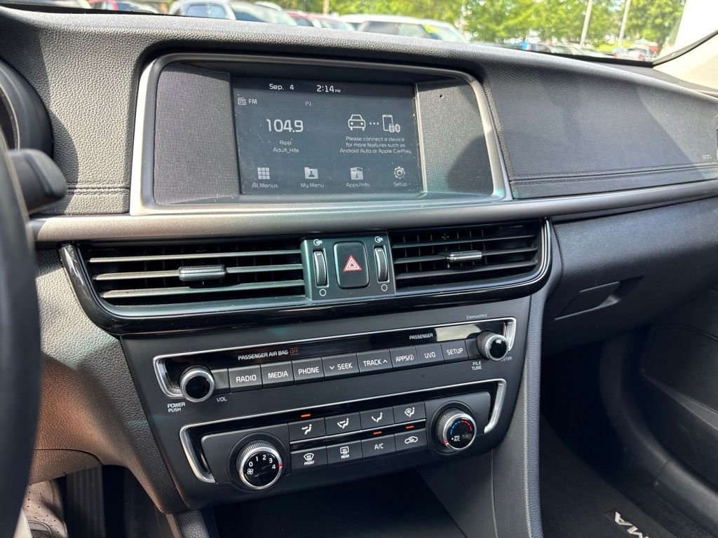 Used 2018 Gray Kia S image 27