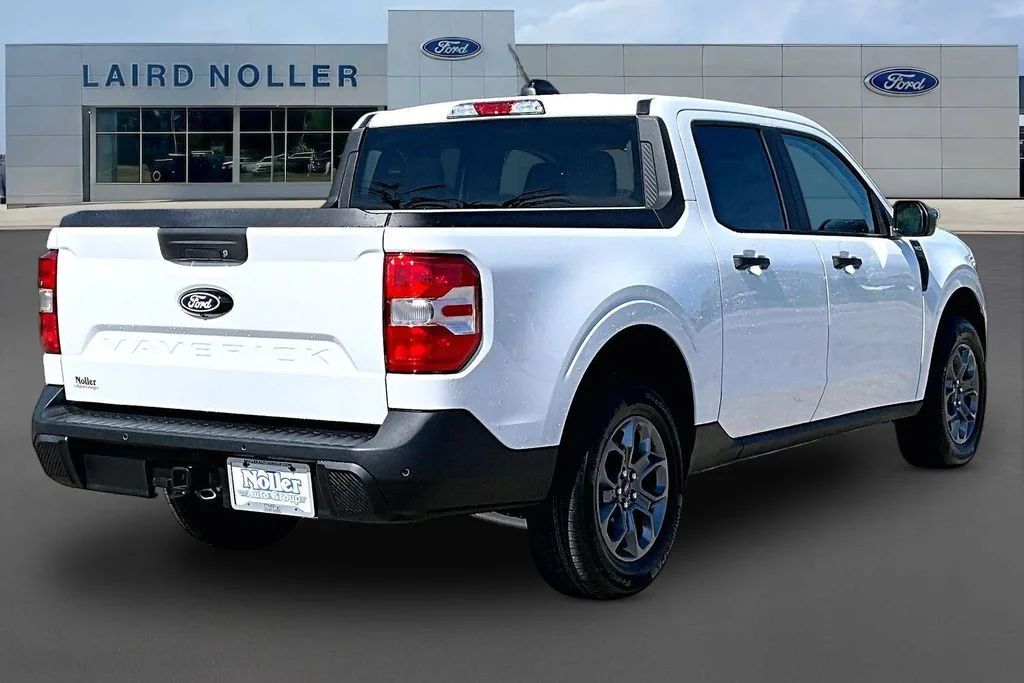 New 2026 White Ford XLT image 5