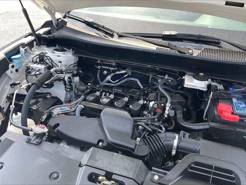 Used 2025 White Honda EX-L image 34