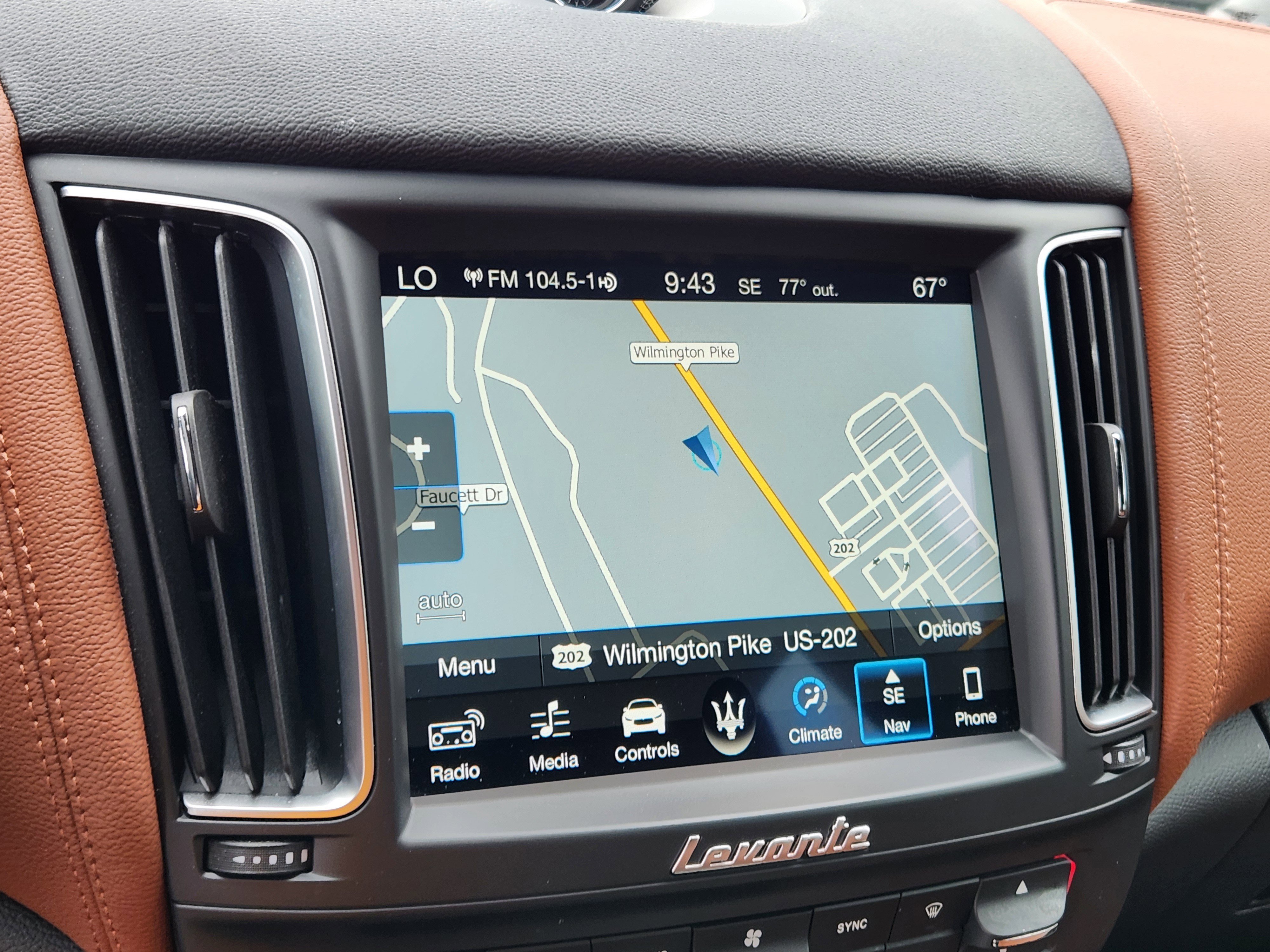 Used 2018 Nero Maserati GranSport image 21