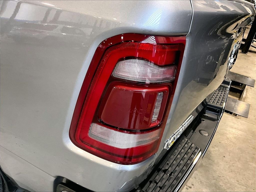 Used 2024 Silver Ram Laramie image 35