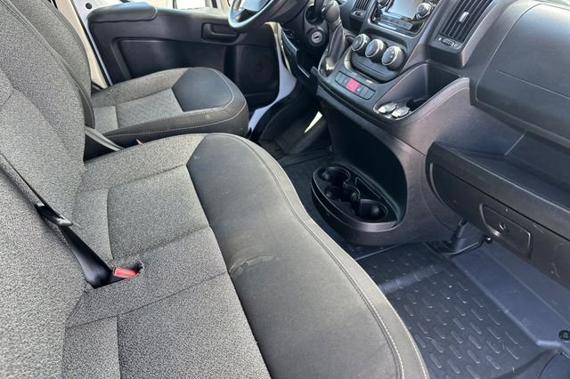 Used 2020 White Ram Base image 13