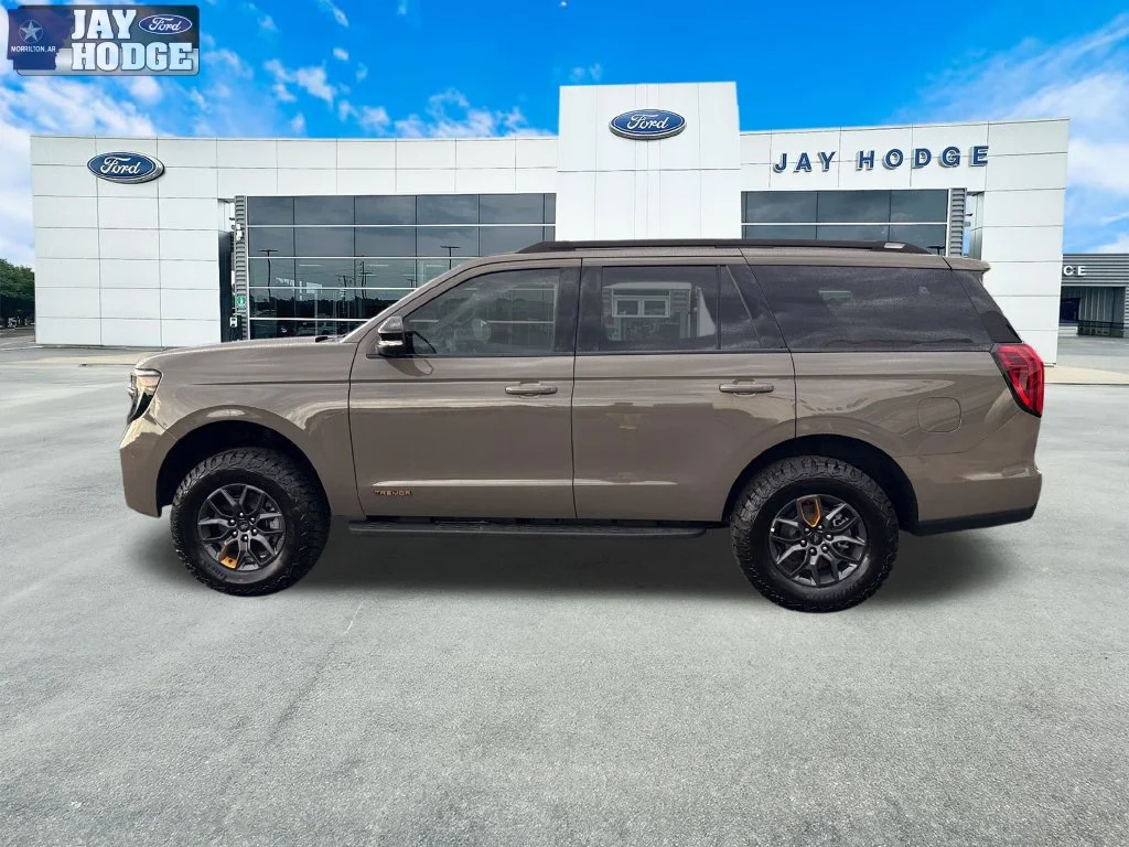 New 2027 Marsh Gray Ford Tremor® image 3