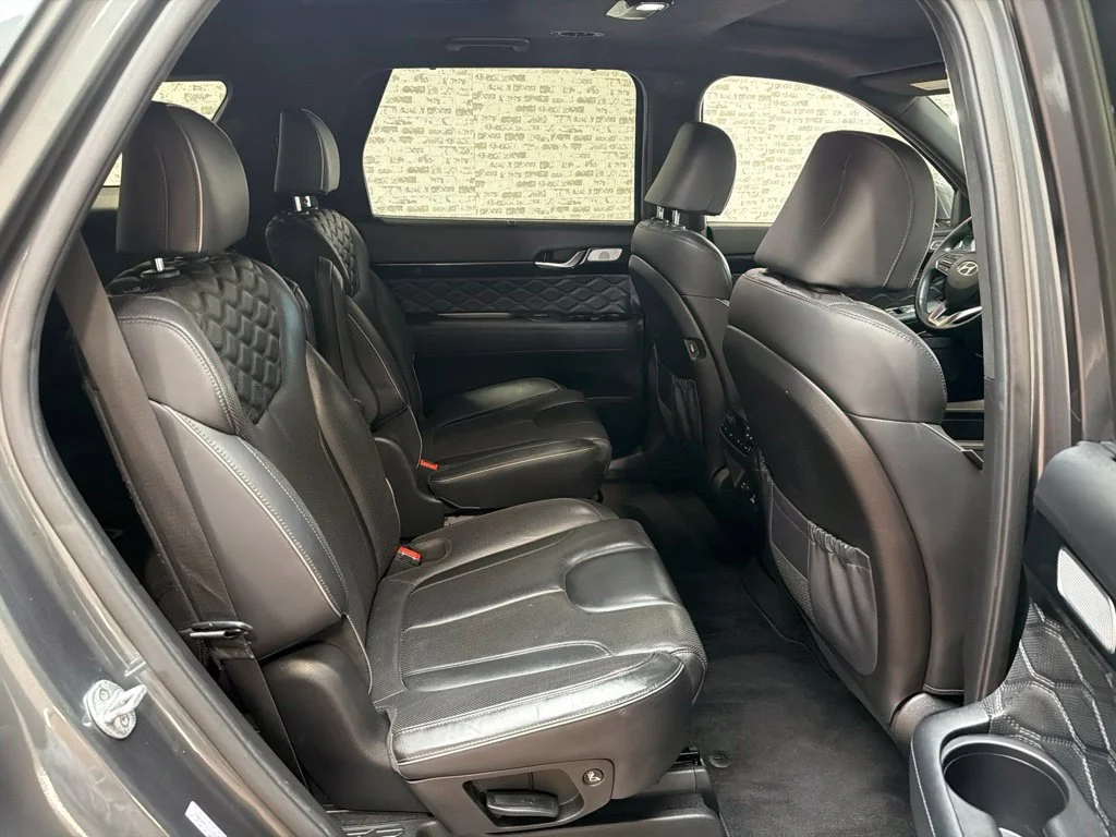 Used 2020 Rainforest Hyundai Limited image 11