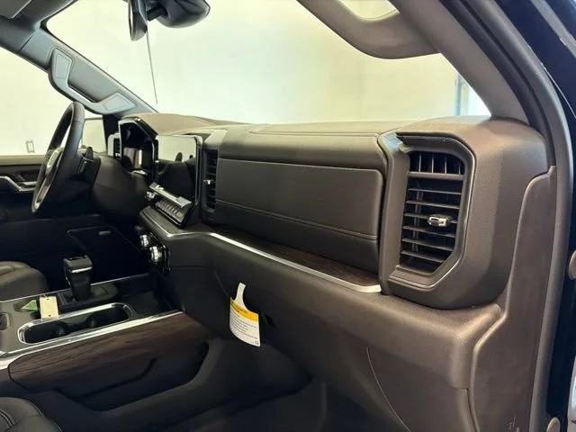 New 2026 Onyx Black GMC SLT image 29