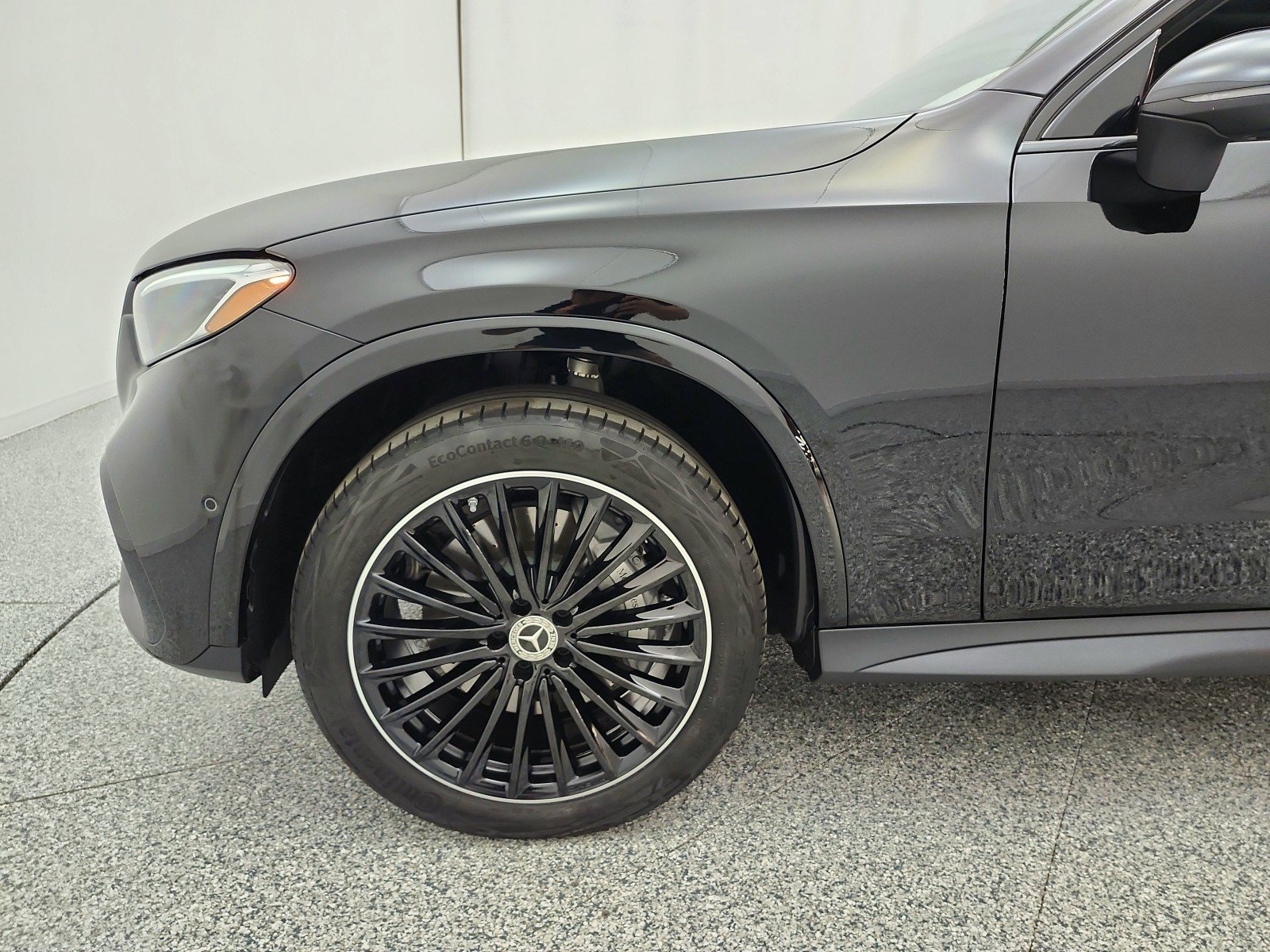 Used 2023 Black Mercedes-Benz GLC 300 SUV image 15