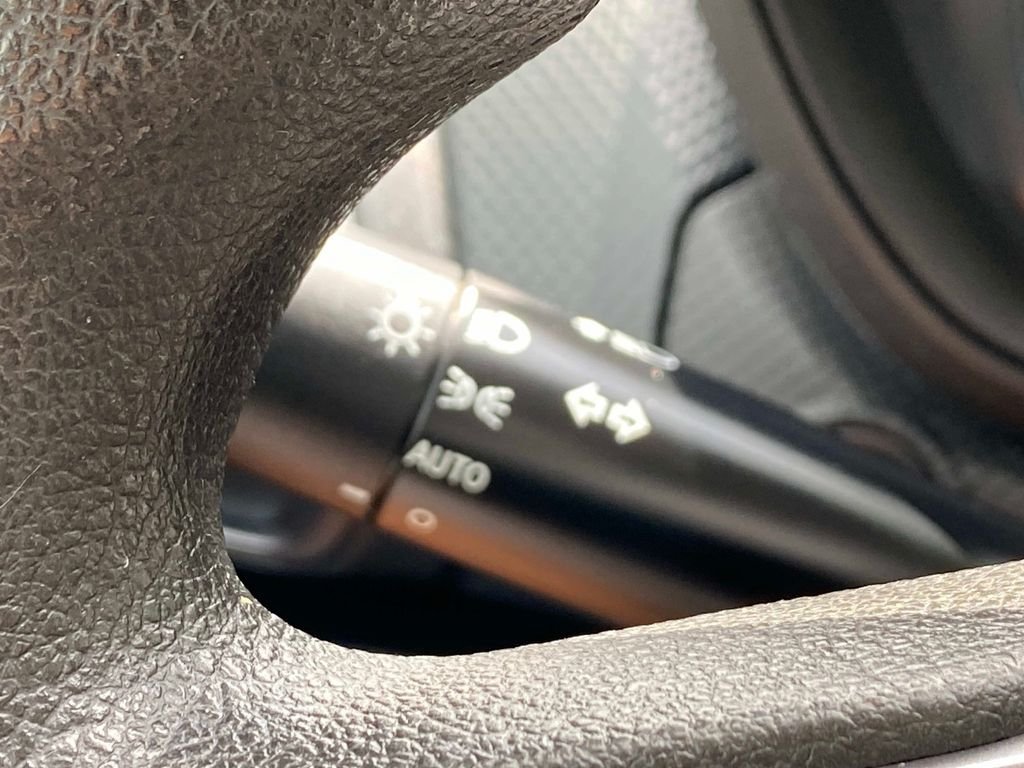 Used 2021 Green Subaru Base image 31