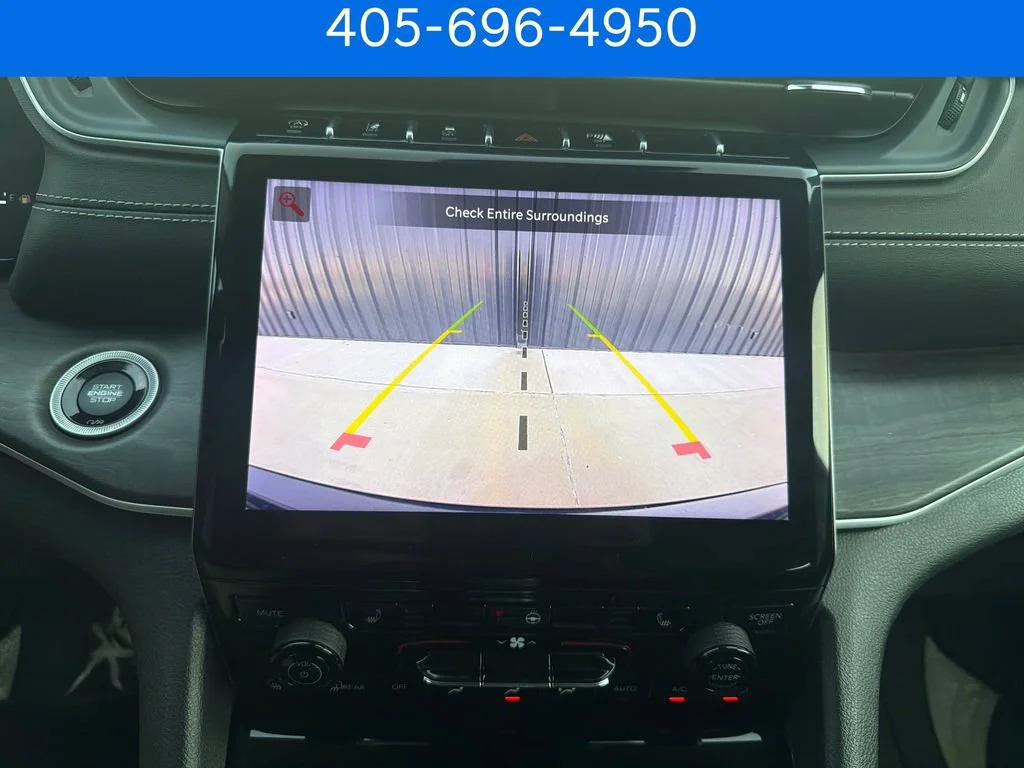 Pre-Owned 2023 Jeep Grand Cherokee Limited