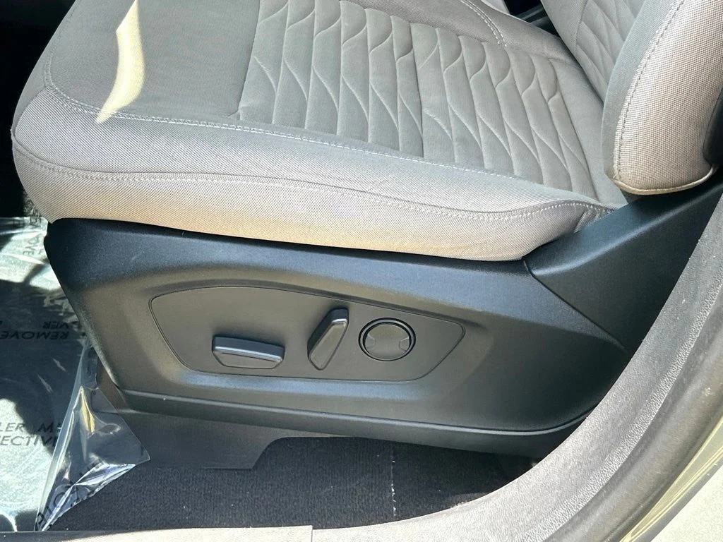 Used 2020 Silver Spruce Metallic Ford XLT image 16