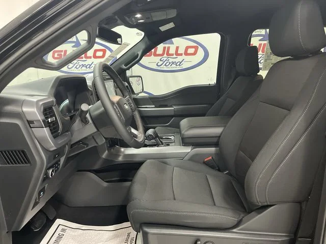 New 2026 Agate Black Metallic Ford XLT image 15