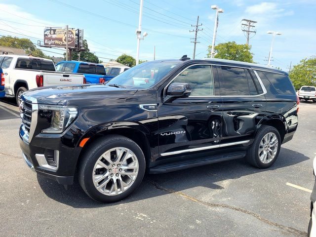 2021 GMC Yukon SLT - Photo 8