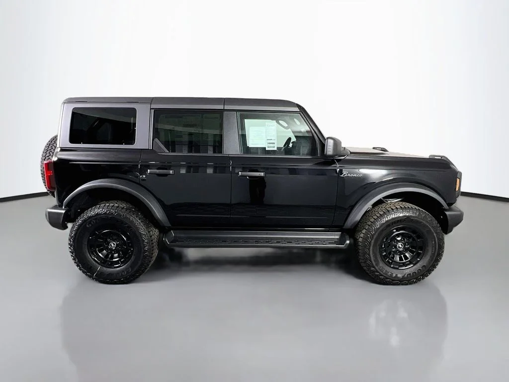 New 2026 Shadow Black Ford Big Bend image 18