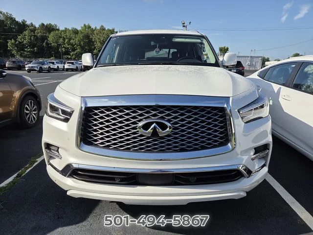 Used 2022 White INFINITI LUXE image 2