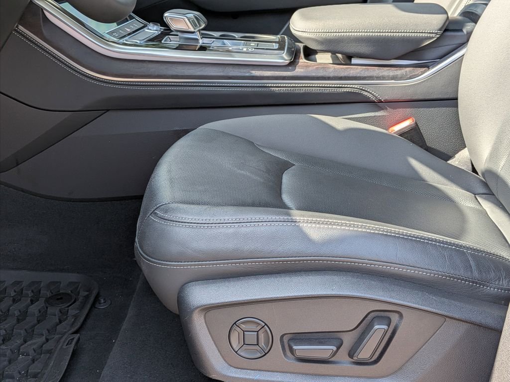 2023 Audi Q8 Premium Plus - Photo 10