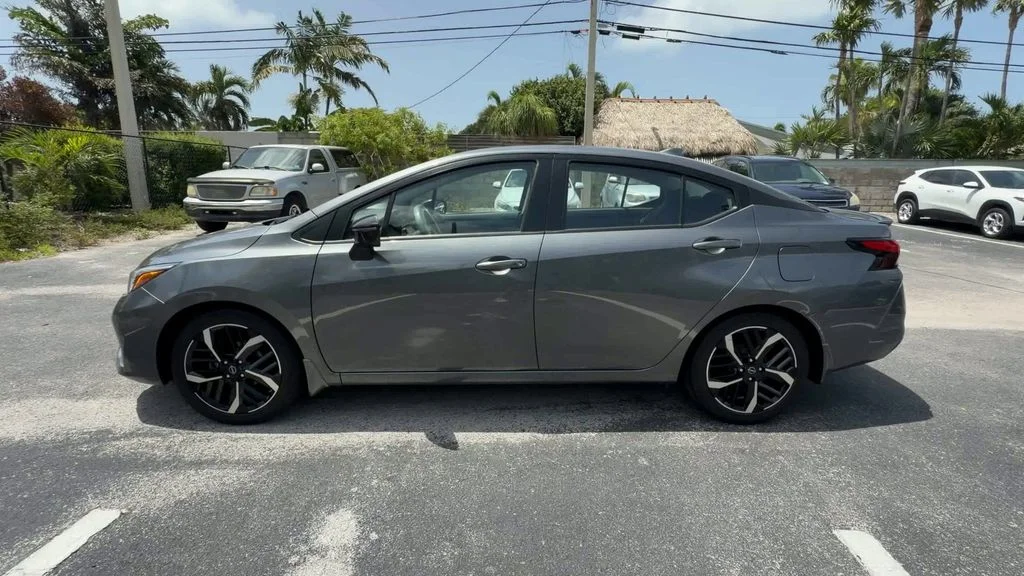 Used 2024 Gray Nissan 1.6 SR image 5