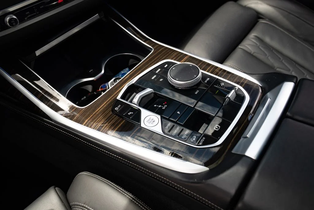 Used 2023 Black BMW xDrive40i image 18