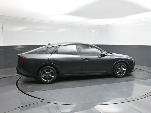Used 2025 Gray Kia LXS image 11