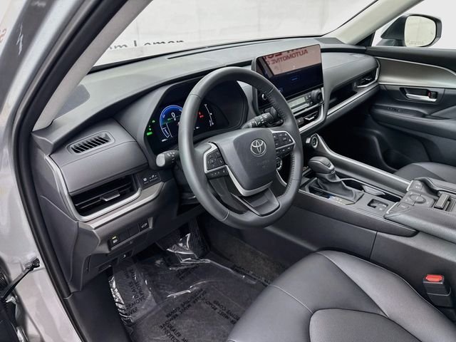 Used 2026 Silver Toyota XLE image 9
