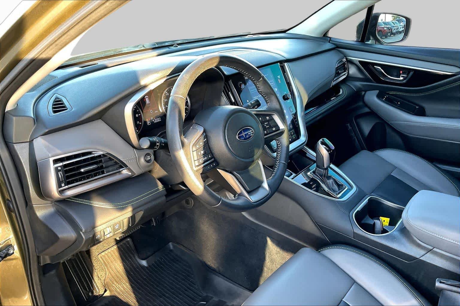 Used 2023 Autumn Green Metallic Subaru Onyx Edition image 18