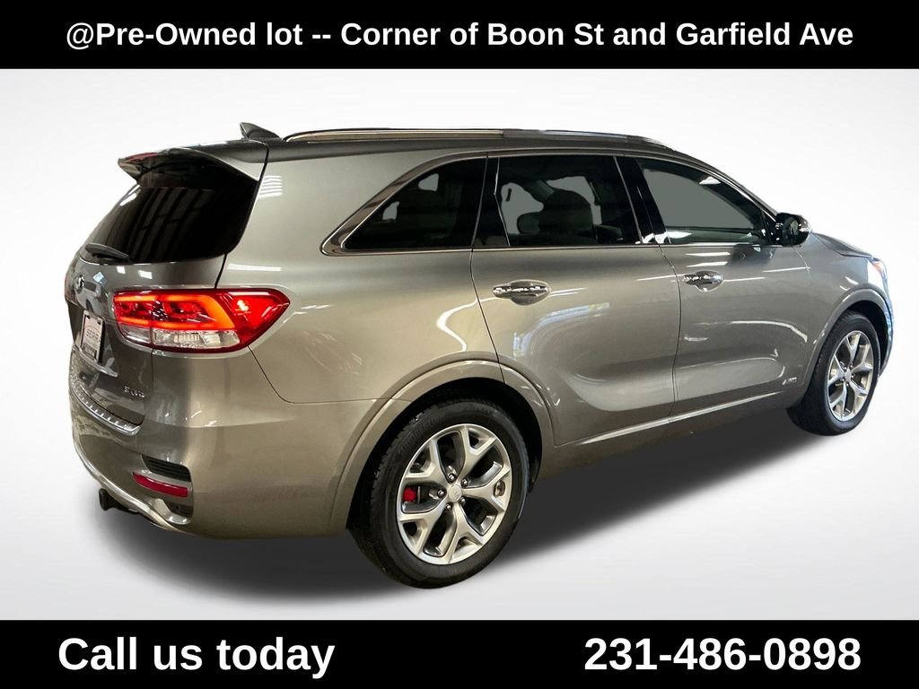 Used 2018 Silver Kia SX image 5