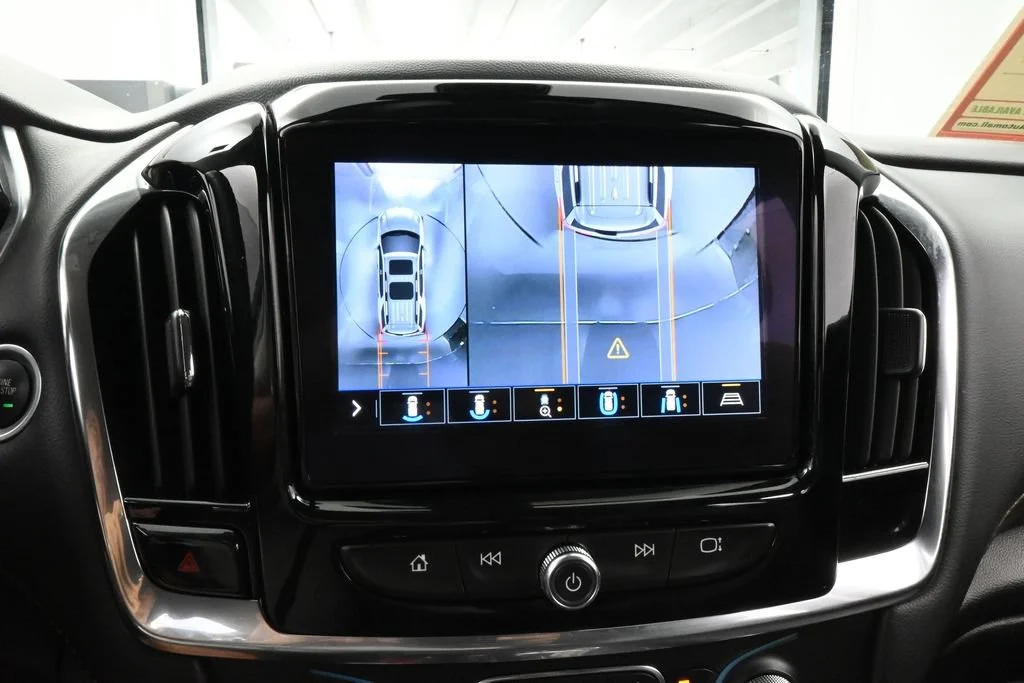 Used 2021 Mosaic Black Metallic Chevrolet RS image 24