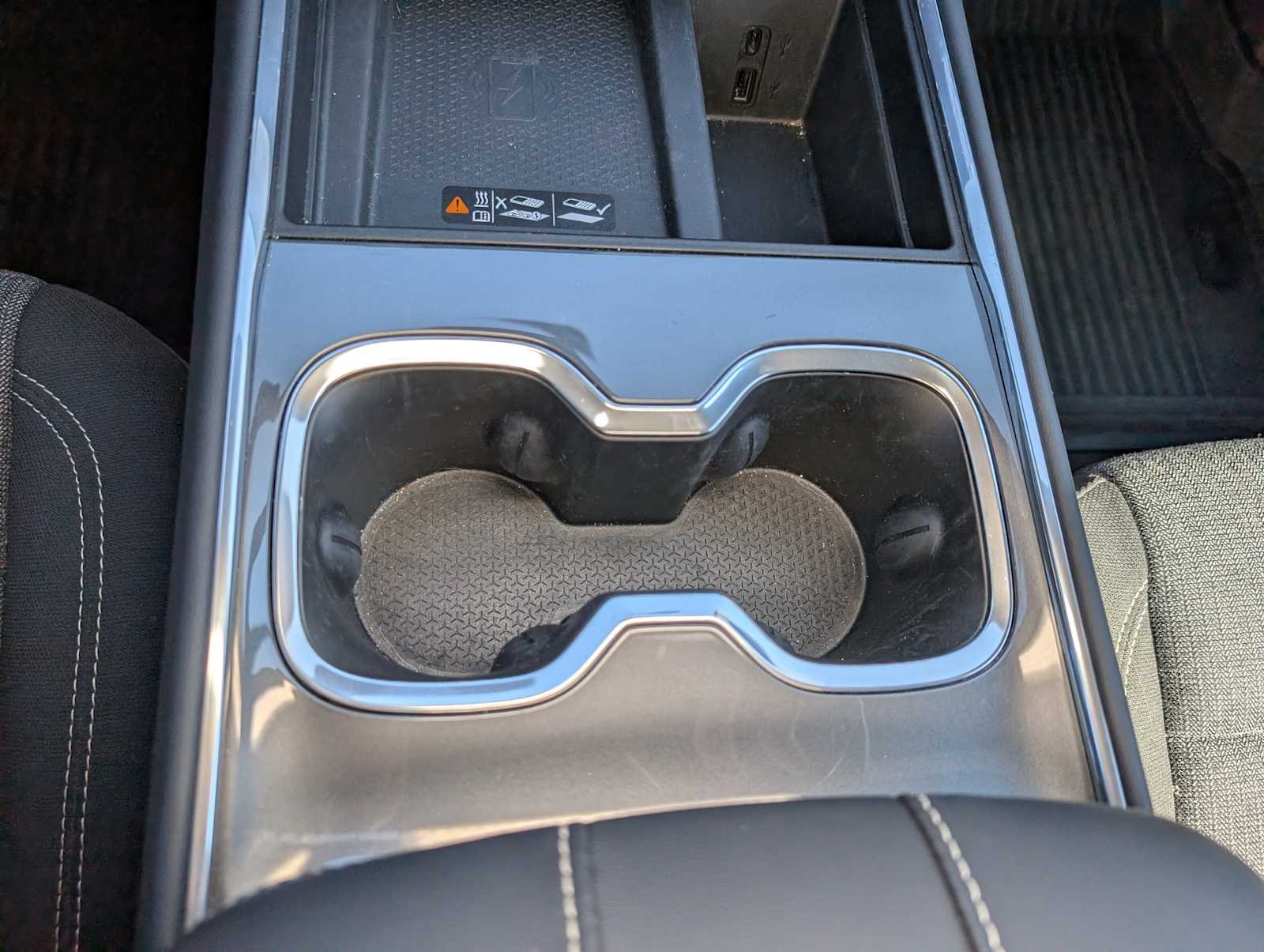 2025 GMC Acadia Elevation - Photo 23