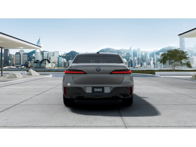 New 2026 Oxide Grey Metallic BMW 760i image 5