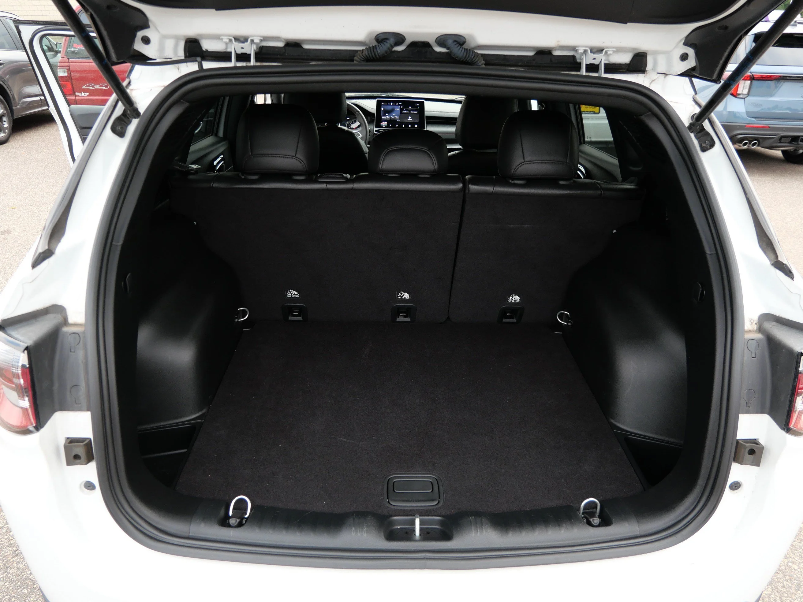 Used 2023 Bright White Clearcoat Jeep Trailhawk image 18