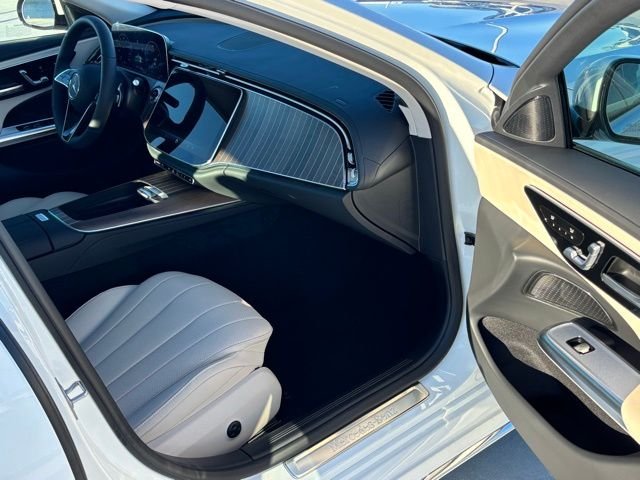 New 2026 Polar White Mercedes-Benz E 350 image 27